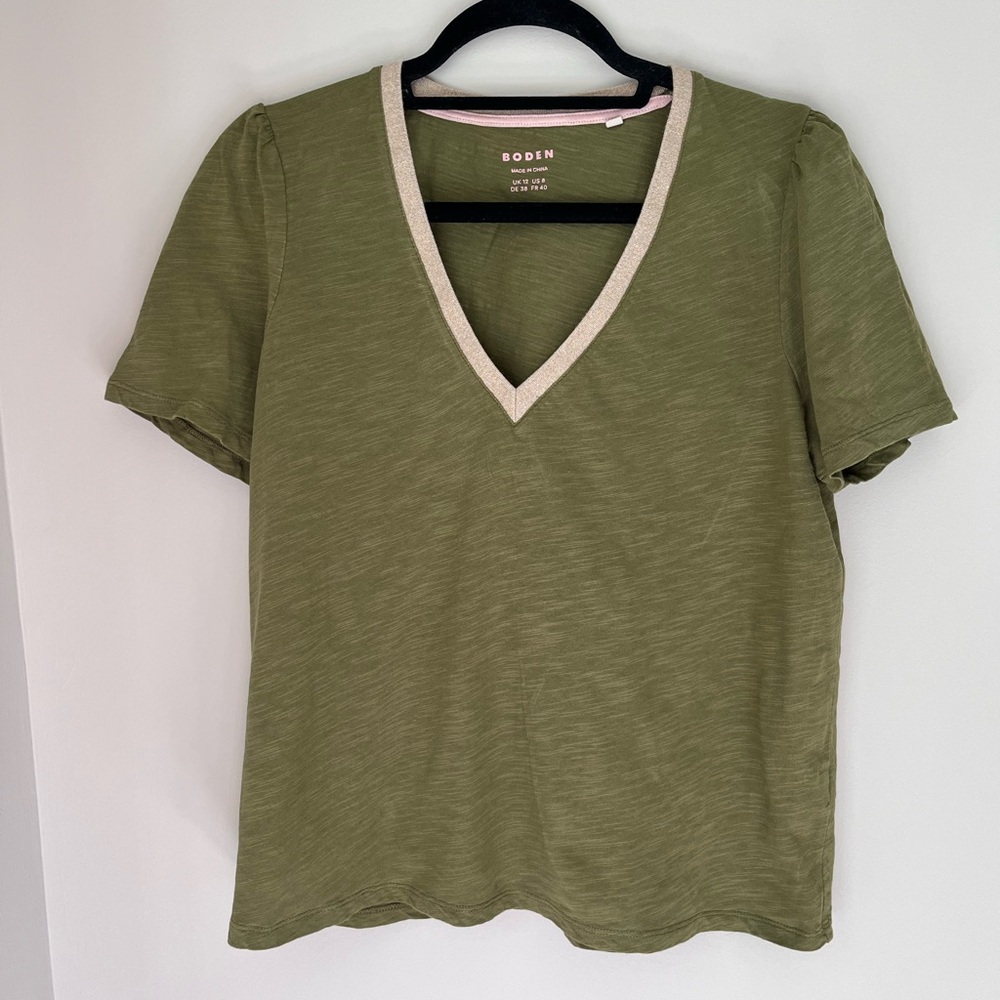 Boden Metallic Trim V Neck T-shirt - Picture 6 of 6